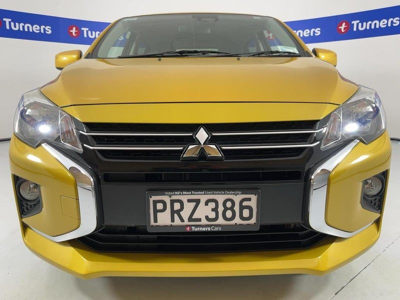 2023 Mitsubishi Mirage XLS, photo 2