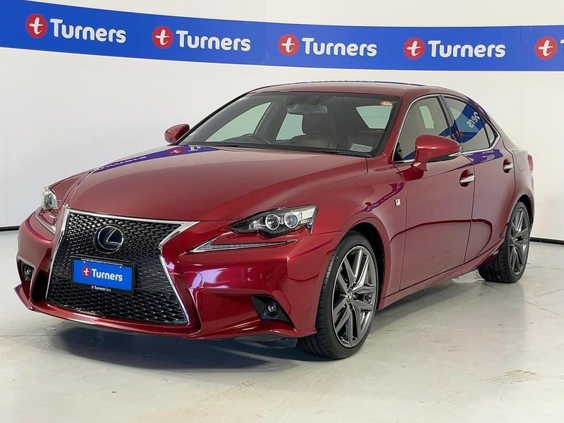 2014 Lexus IS 300h, photo 3
