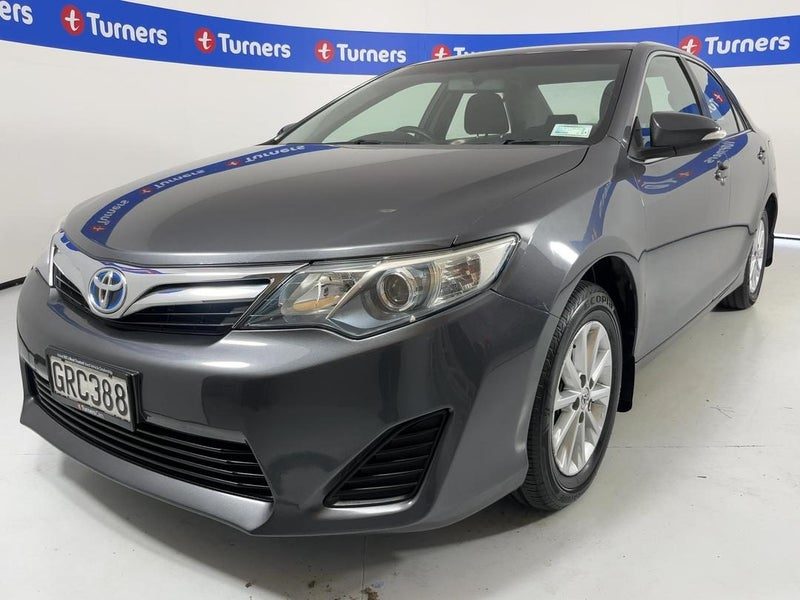 2012 Toyota Camry E, photo 3