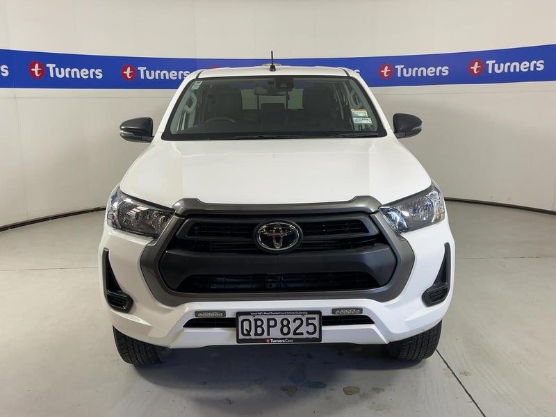 2023 Toyota Hilux SR TD DC 2WD, photo 2