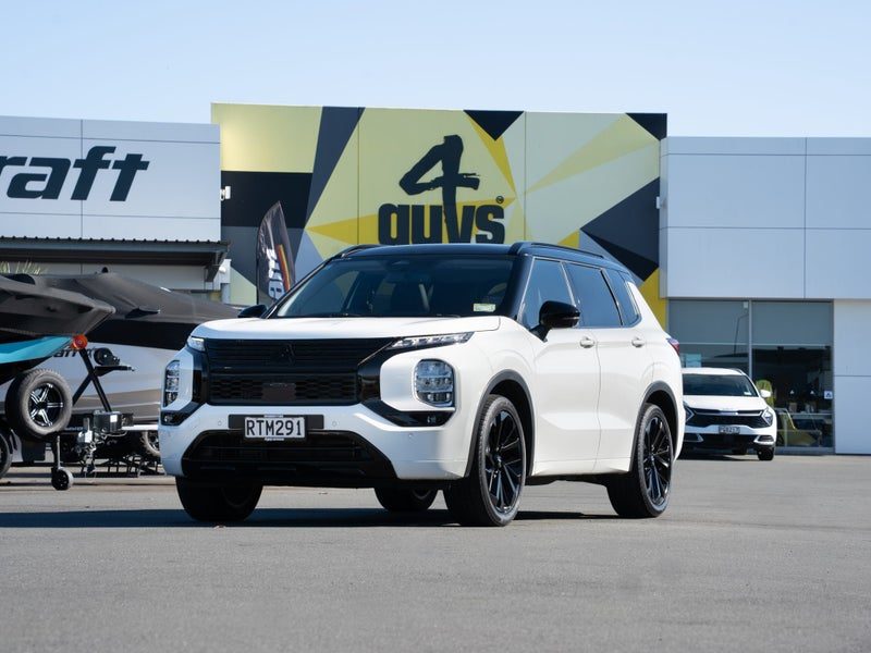 2024 Mitsubishi Outlander VRX 7 Seater
