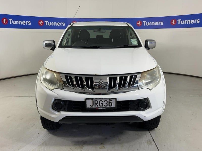 2016 Mitsubishi Triton D/CAB Glxr 2WD, photo 2