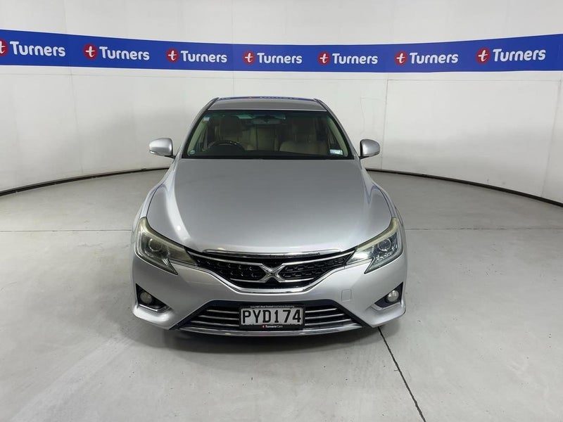 2012 Toyota Mark-X, photo 2