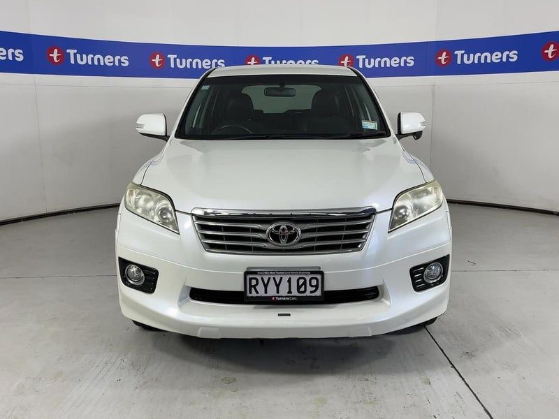 2011 Toyota Vanguard, photo 2