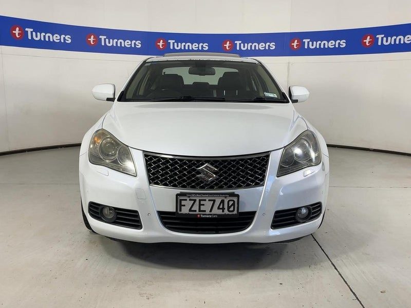 2011 Suzuki Kizashi Ltdc, photo 2