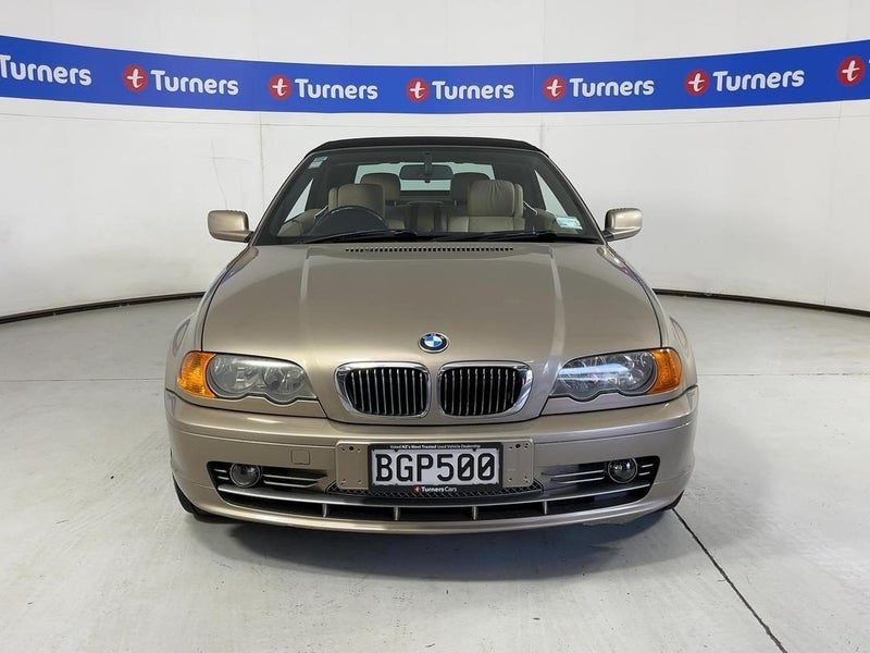 2000 BMW 3 Series 330I Cabrio, photo 2