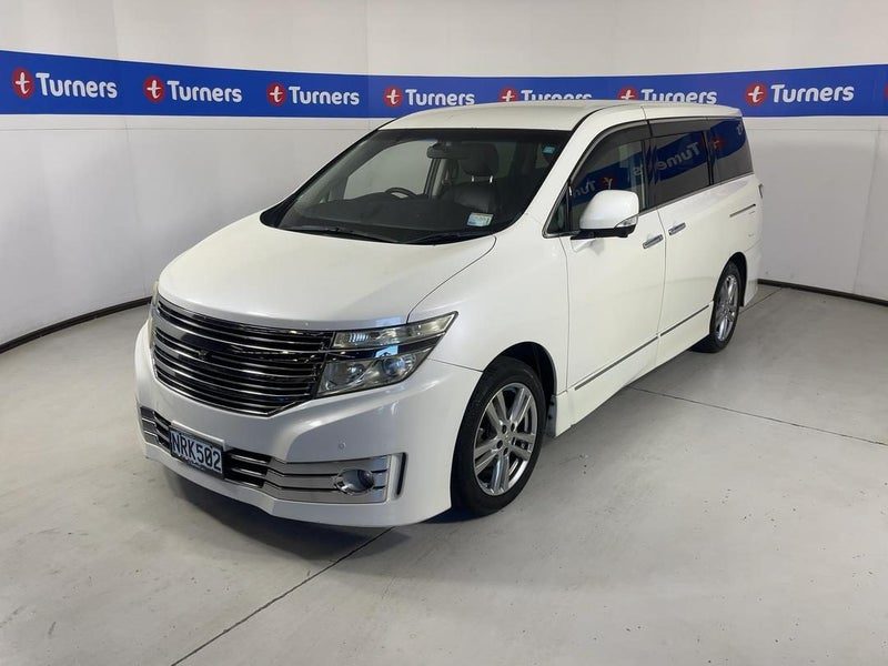 2011 Nissan Elgrand, photo 3