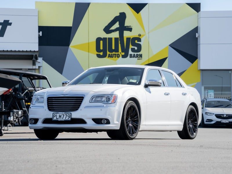 2013 Chrysler 300C 3.6L LUXURY AUTO SEDAN