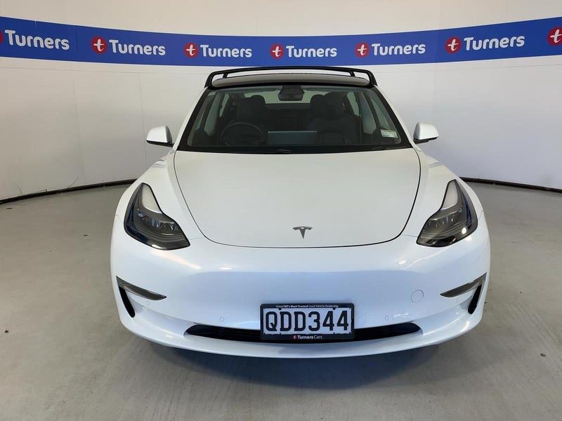 2022 Tesla Model 3 Long Range AWD, photo 2