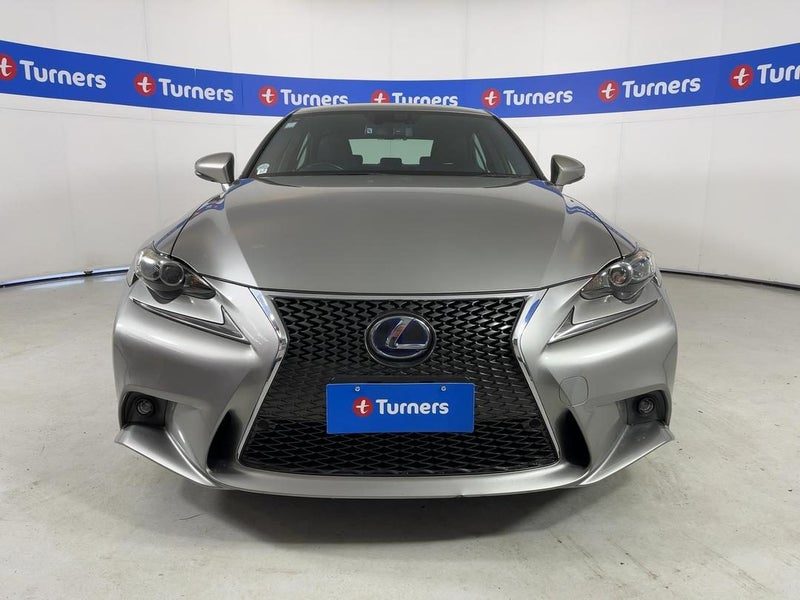 2014 Lexus IS 300h, photo 2
