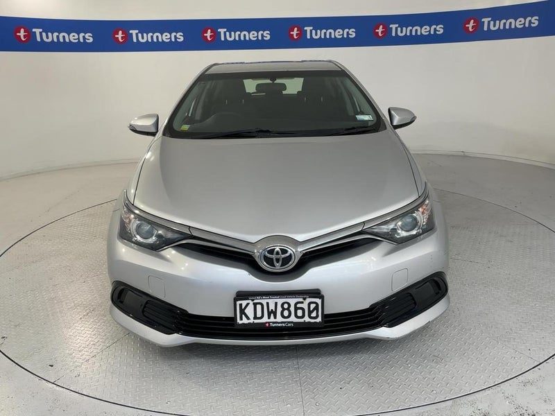 2016 Toyota Corolla GX, photo 2