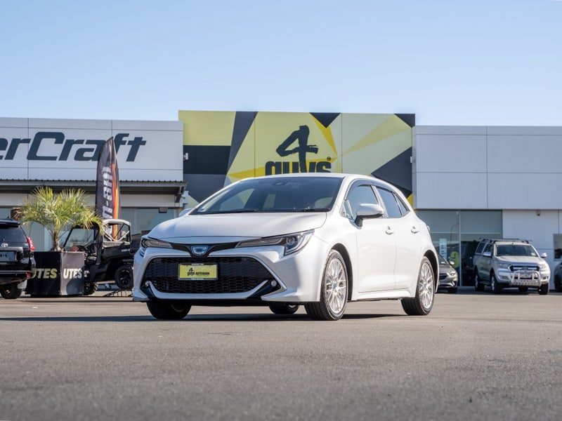 2021 Toyota Corolla SPORT, main photo