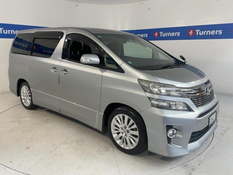 2013 Toyota Alphard Vellfire