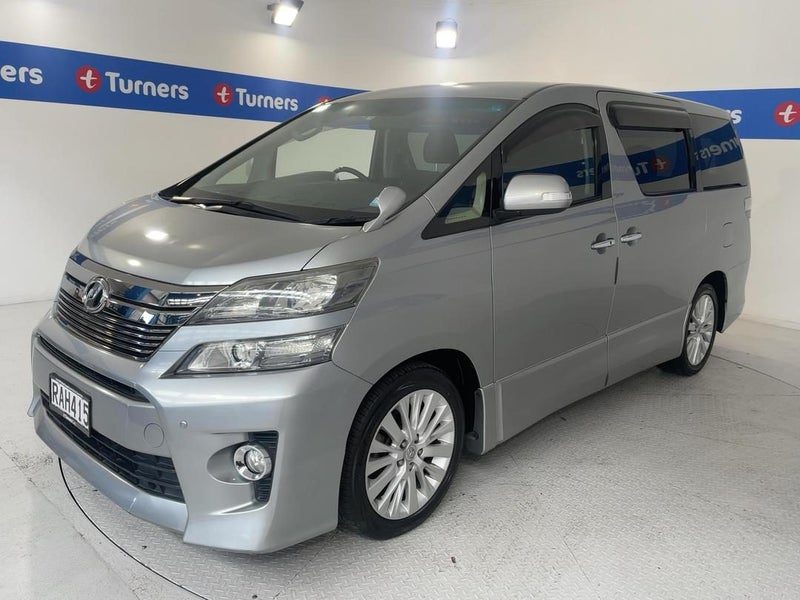 2013 Toyota Alphard Vellfire, photo 3