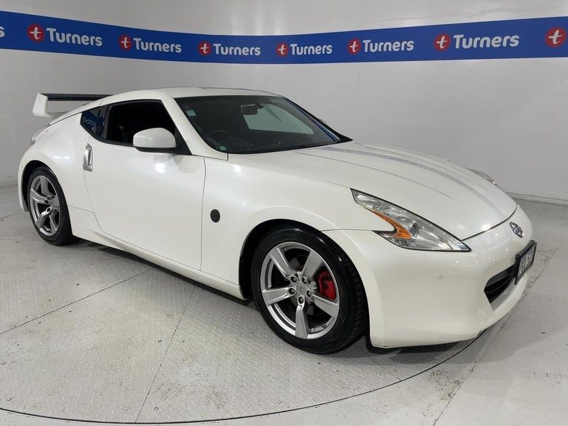 2010 Nissan Fairlady
