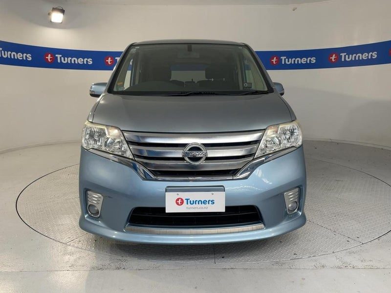 2013 Nissan Serena, photo 2