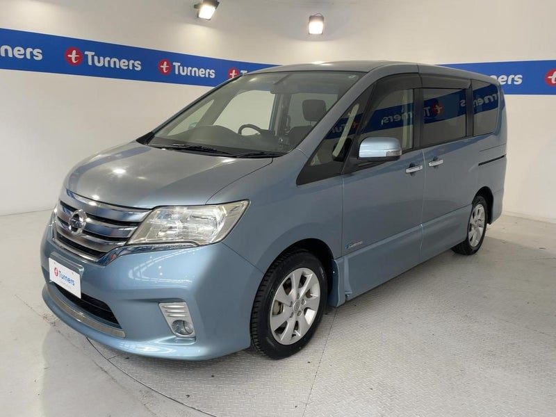 2013 Nissan Serena, photo 3