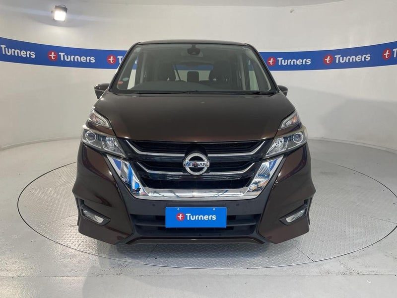2017 Nissan Serena, photo 2