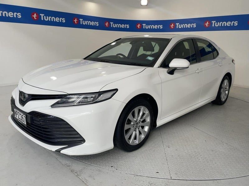 2020 Toyota Camry GL, photo 3