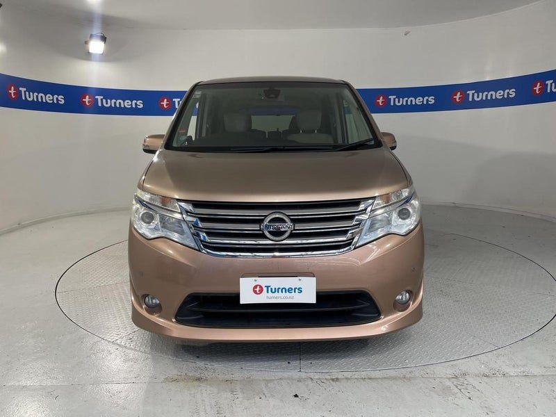 2014 Nissan Serena, photo 2