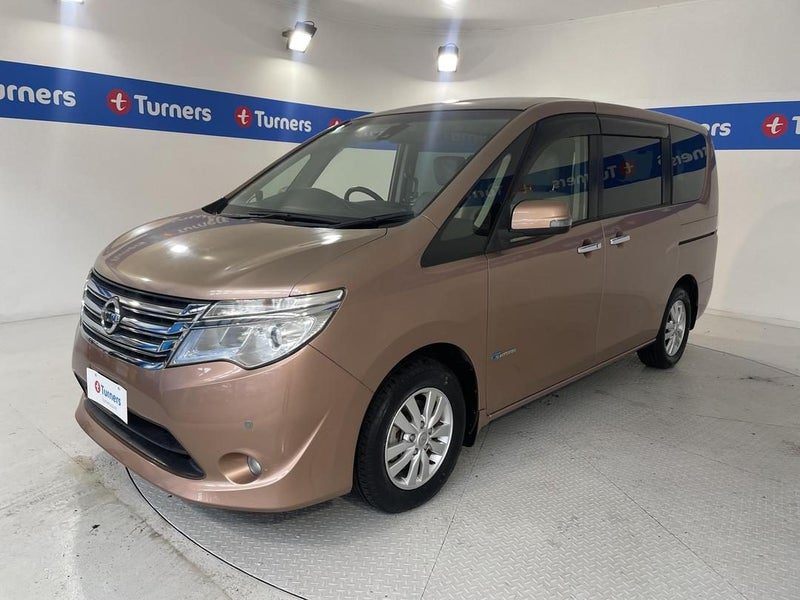 2014 Nissan Serena, photo 3