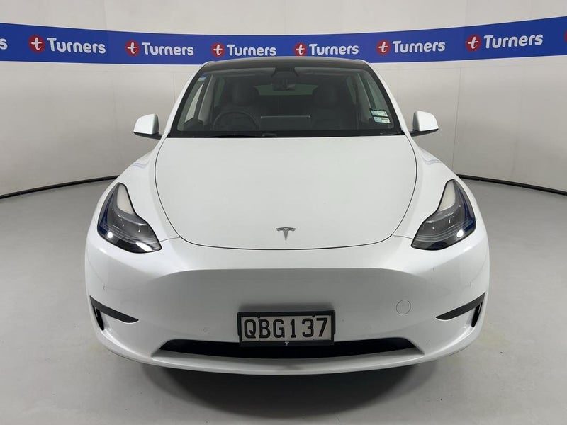 2023 Tesla Model Y Rear Wheel Drive, photo 2