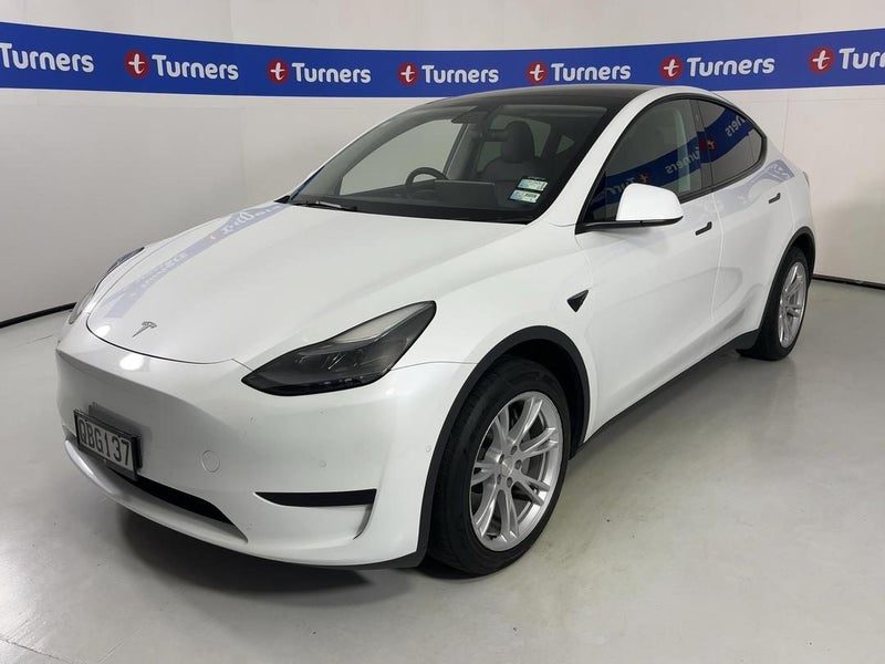 2023 Tesla Model Y Rear Wheel Drive, photo 3