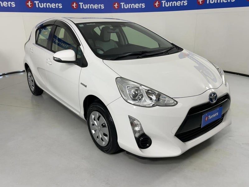 2015 Toyota Aqua