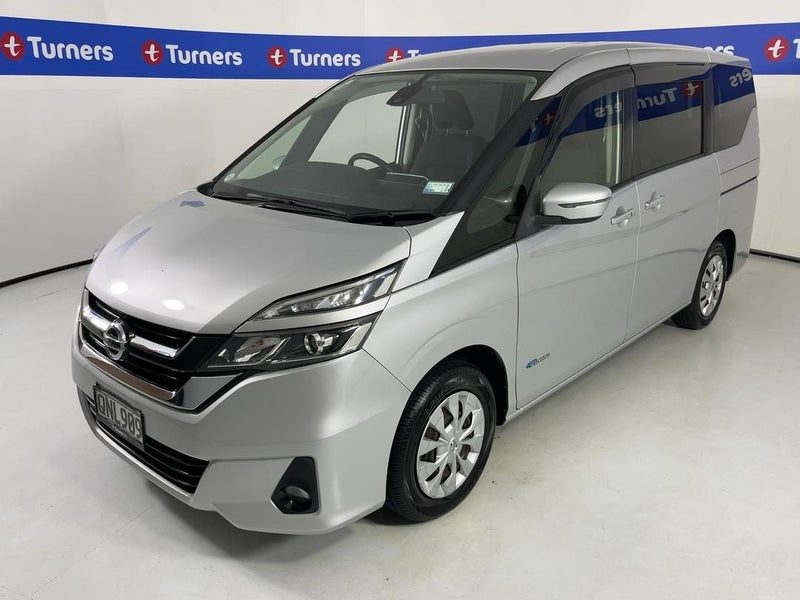 2017 Nissan Serena, photo 3