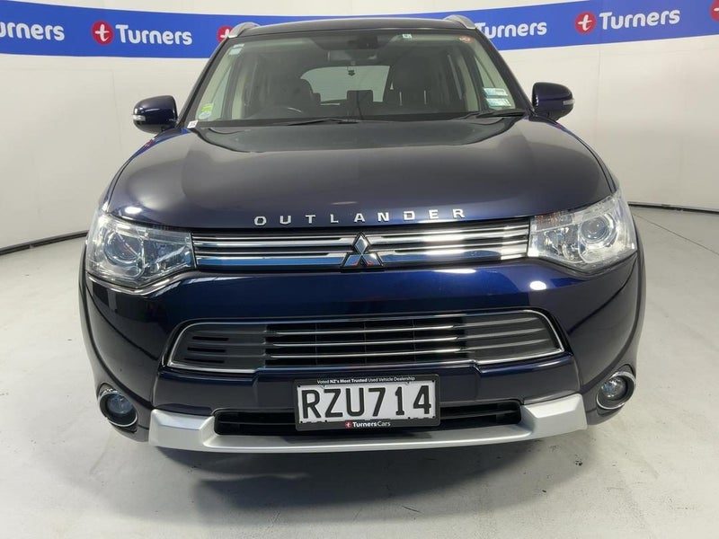 2014 Mitsubishi Outlander Phev, photo 2