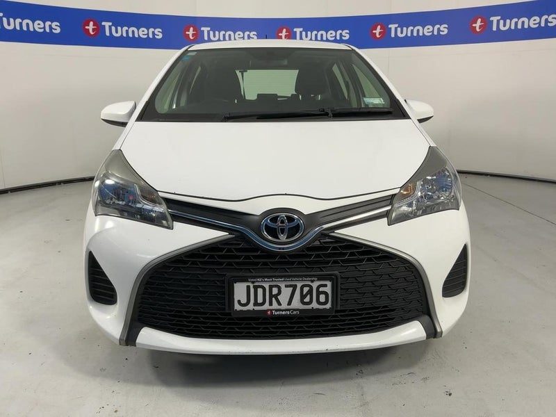 2015 Toyota Yaris GX, photo 2