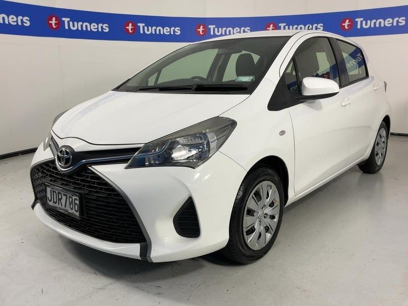 2015 Toyota Yaris GX, photo 3