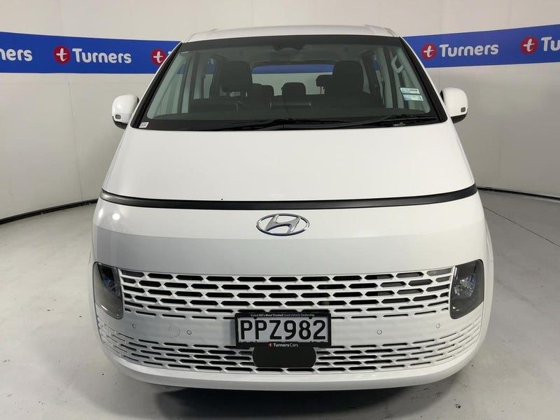 2022 Hyundai Staria, photo 2