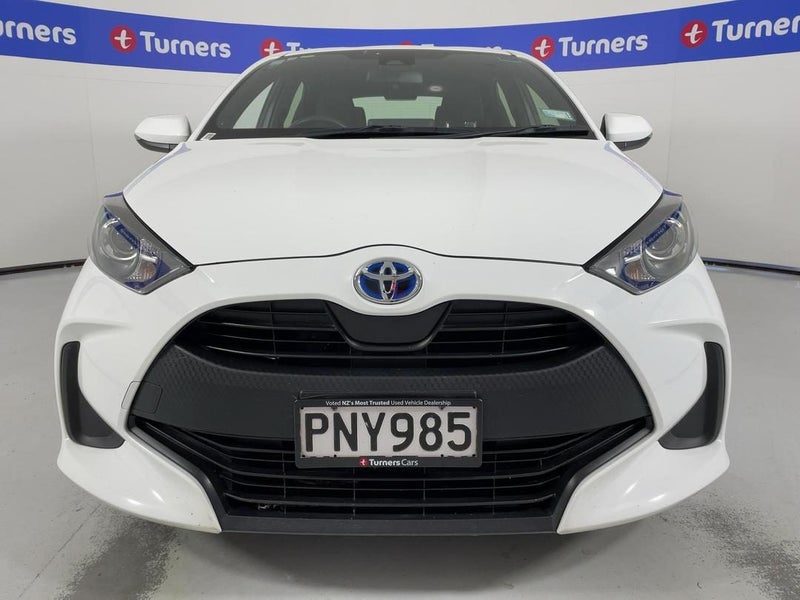 2022 Toyota Yaris GX, photo 2