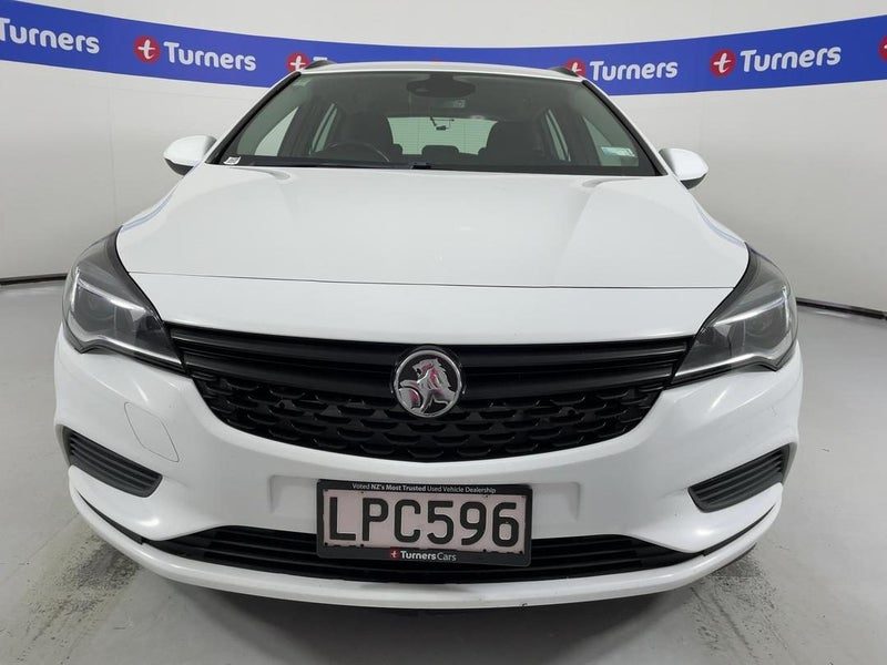 2018 Holden Astra Wagon LS+, photo 2