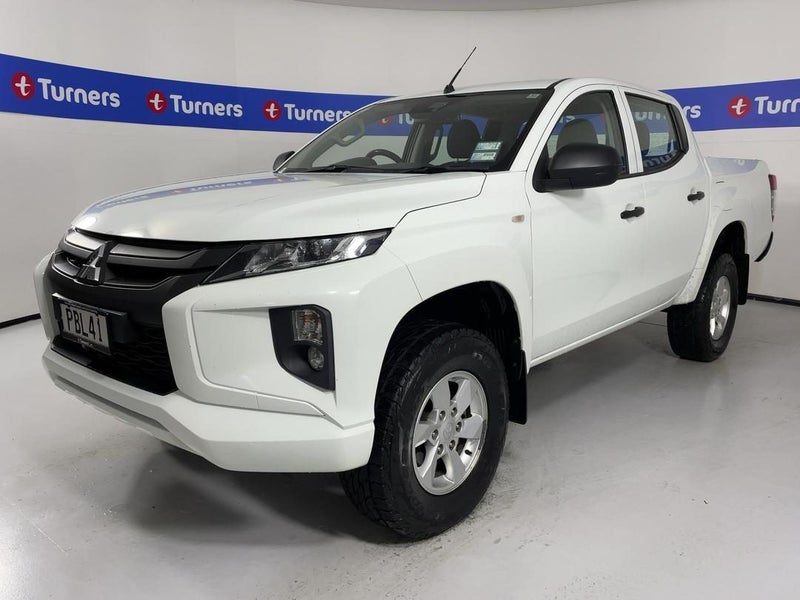 2022 Mitsubishi Triton DC GLX 4WD 6AT 4WD, photo 3