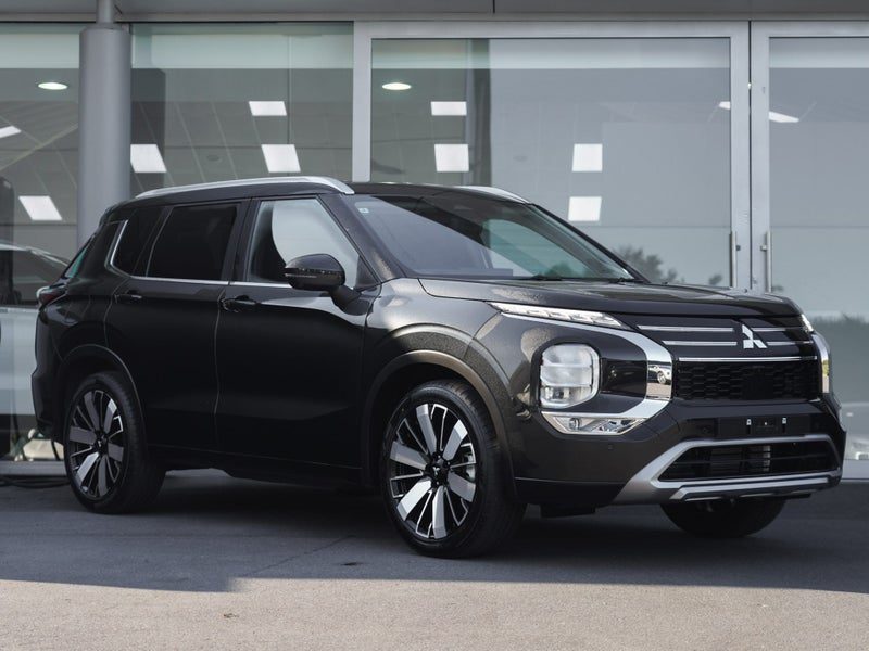 2026 Mitsubishi Outlander VRX 7 Seater