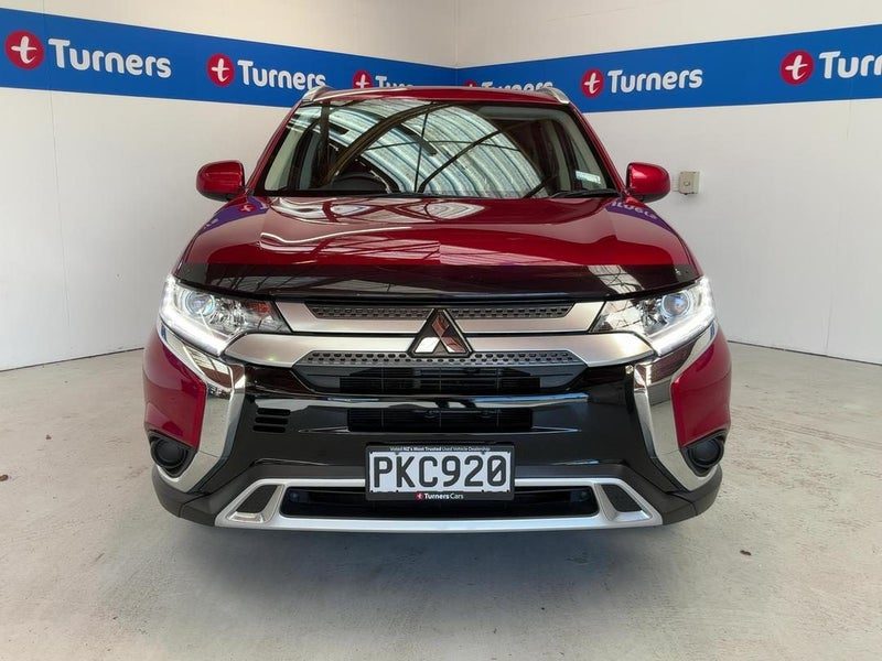 2022 Mitsubishi Outlander LS, photo 2