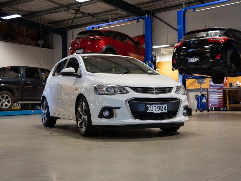 2017 Holden Barina LT, photo 3