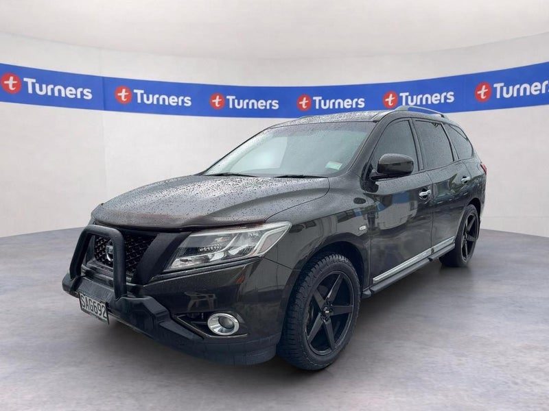 2017 Nissan Pathfinder TI, photo 3