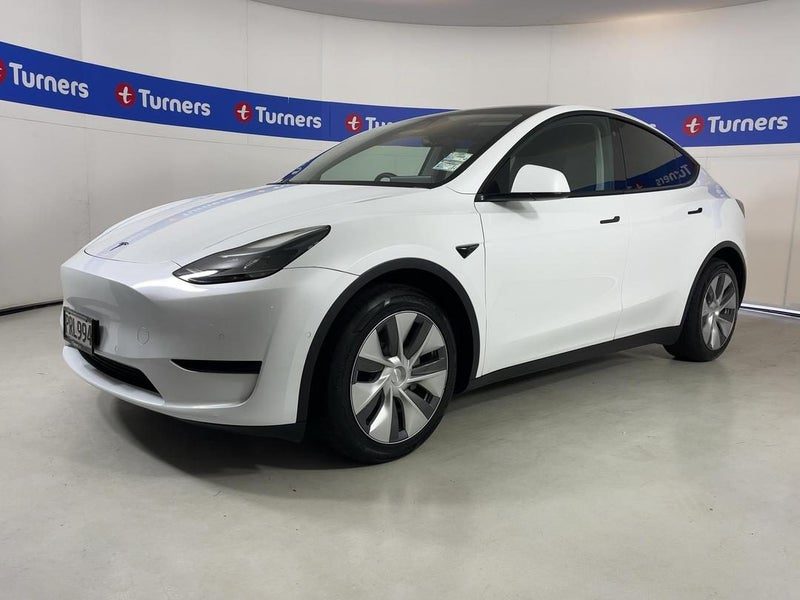 2023 Tesla Model Y Rear Wheel Drive, photo 3