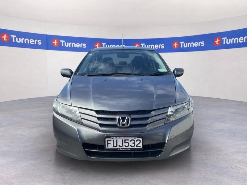2011 Honda City S, photo 2