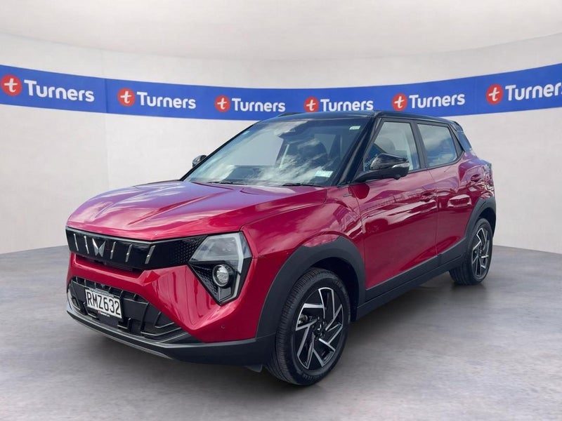 2025 Mahindra XUV 3XO AX7L, photo 3
