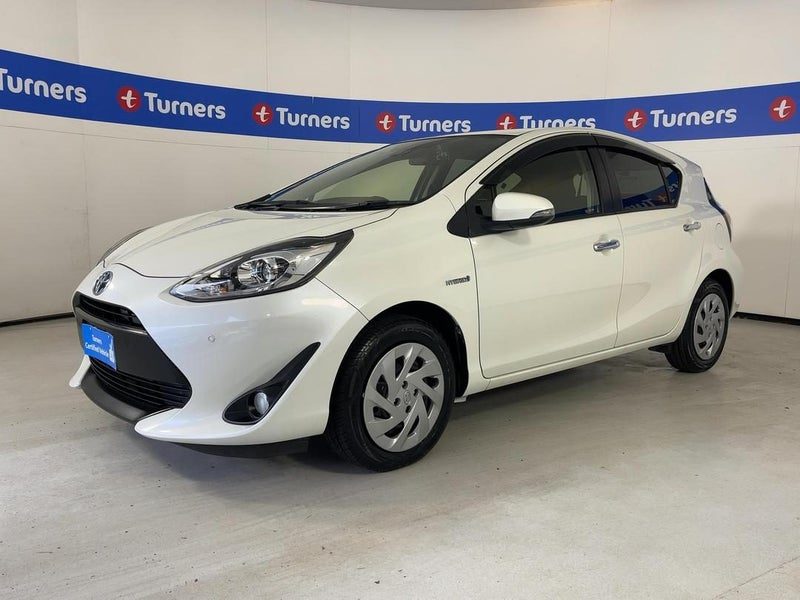 2019 Toyota Aqua, photo 3