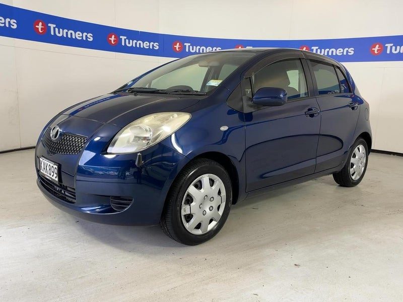 2005 Toyota Vitz, photo 3