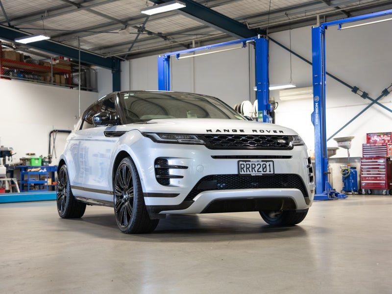 2020 Land Rover Range Rover Evoque Dynamic, photo 2