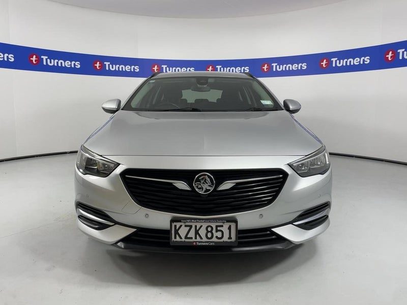 2017 Holden Commodore LT Wagon, photo 2