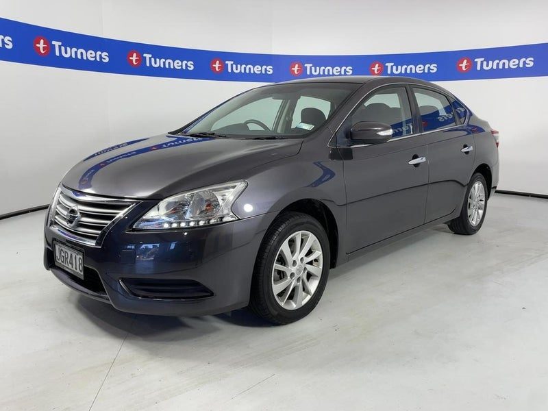 2015 Nissan Pulsar ST, photo 3