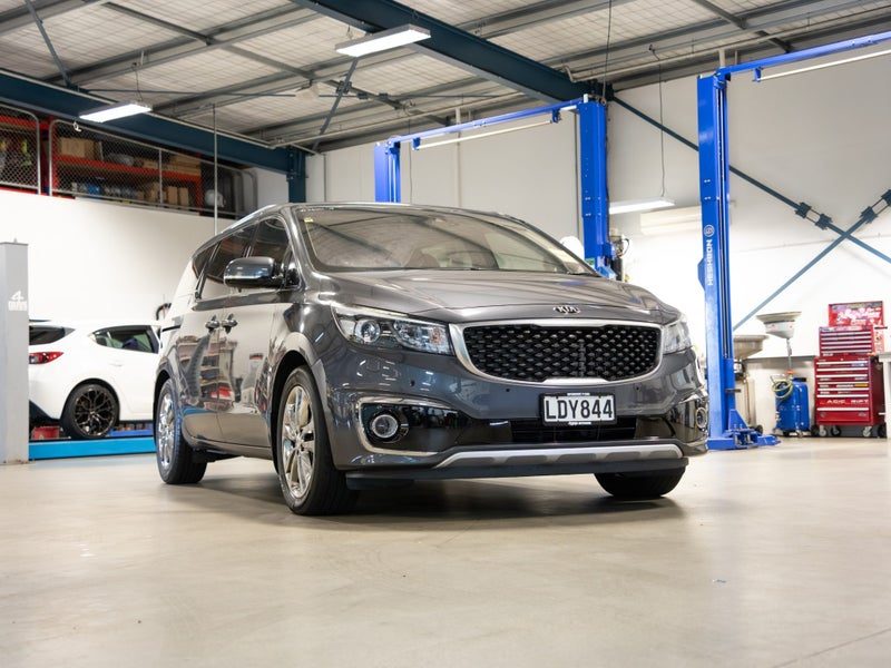2018 Kia Carnival Premium, photo 3
