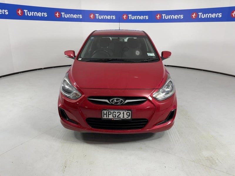 2014 Hyundai Accent, photo 2